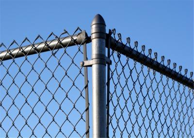 中国 9 Gauge Wire Green Vinyl Chain Link Fence Fabric Residential chain link fence 販売のため