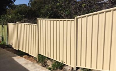 China 1.8m high x 2.37m wide colorbond steel fencing panels for sale