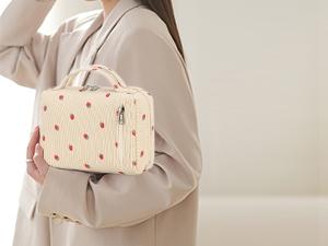 Travel Makeup Bag