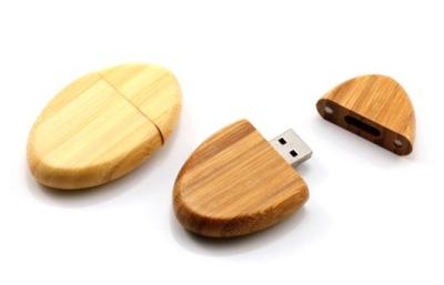 China Memoria USB de bambú grabada con dúo del Memory Stick de la encripción favorable en venta