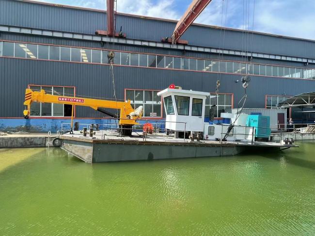 Keda Service Tug Boat in operation