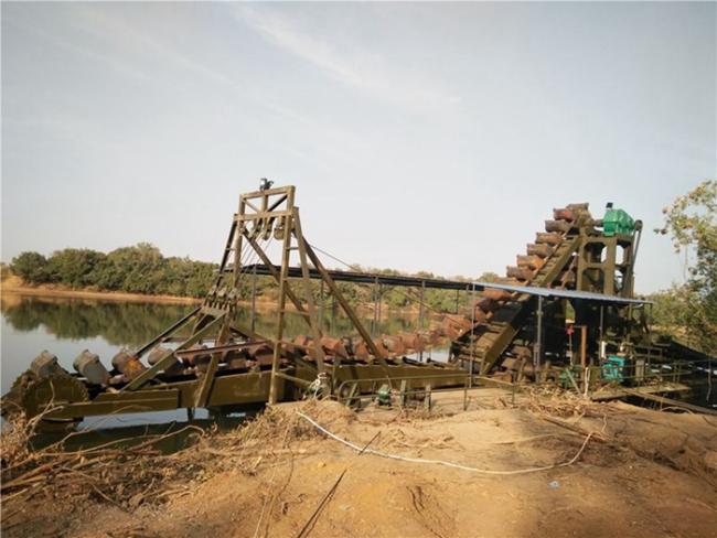 Dredger in coastal operation