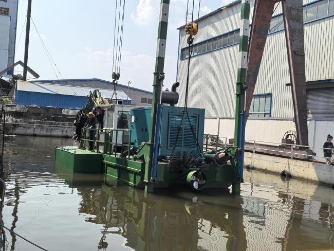 Various applications of dredger excavator