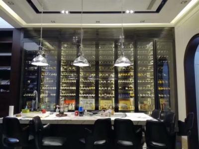 中国 Hotel Luxury Stainless Steel Glass Wine Storage Cabinet Thermoelectric Wine Cabinet 販売のため