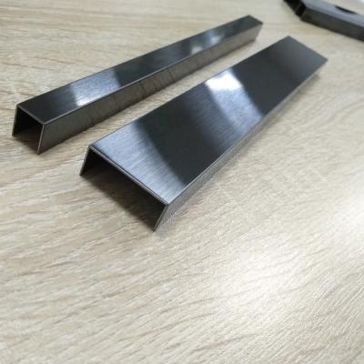 China 304 Stainless Steel Door Edge Trim Moulding Decorative Lace Trim for sale