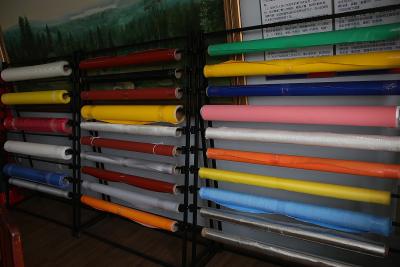 中国 耐火性の絶縁材の耐火性のガラス繊維の布ロール8 H Satinless織り方 販売のため