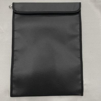 China Silver Fireproof File Bag Non Irritating Fiberglass 1000℉ 17x27cm for sale