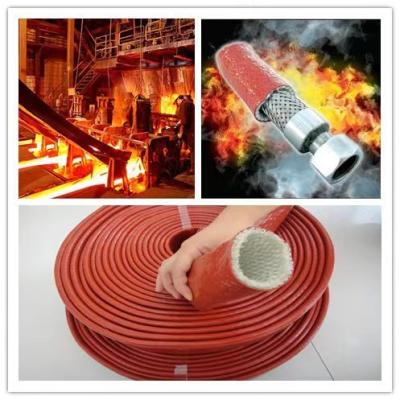 Chine Le caoutchouc de silicone de résistance de flamme a enduit l'isolation thermique gainante de fibre de verre à vendre