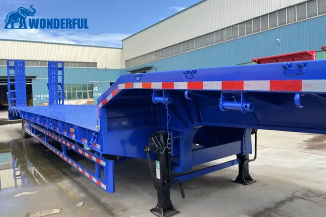 60ton 3 Axle Platform Board Flatbed Enclosed Low Bed Cargo Transport Dump Car Carrier Box Tractor Truck Camper Shipping Container Food Semi Semitrailer Trailer