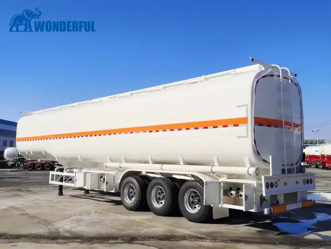 3 Axles Steel Cargo Transport Liquid Petrol Diesel Oil Tank Outboard Motor Insulated Ship Regulations Used 5000 Gallon Aluminum Trailer Fuel Tanker