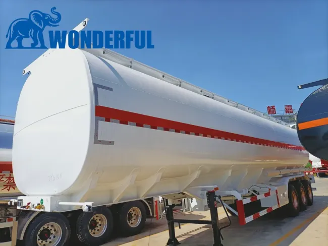 Customized Diesel Transfer Vehicle Large Volume Bitumen Tanker with 50000 Liters Capacity