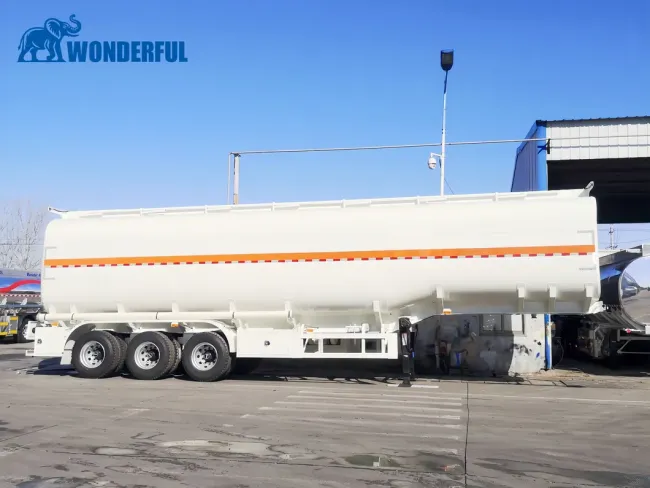 High Volume 4 Axle Tank Industries Equipment Alley Tractor Steel Cargo Box Project Fossil Enclosed Holder Diesel Regulation Palm Oil Fuel Tanker Truck Trailer