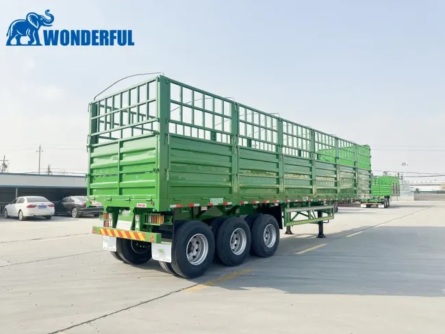 Efficient Tri-Axle Jumping Gate Utility Board Contruction Installation Wood Wide Aluminum Mounted Equipment Stake Side Wall Bulk Cargo Fence Around Semi Trailer