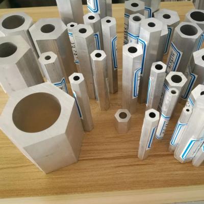 China Hexagonal Aluminum Profile Tube 6063 - T5 95% Pure Cutting Alloy Pipe 5800 Length for sale
