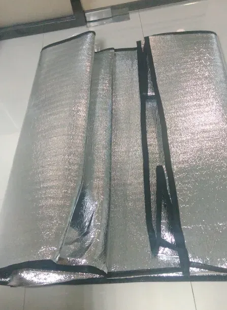 Food and Beverages Transportation Aluminum Foil Bubble Insulated Bag Thermal Pallet Cover Package of Cooler Chain for Shipping Chocolates and Perishable Goods