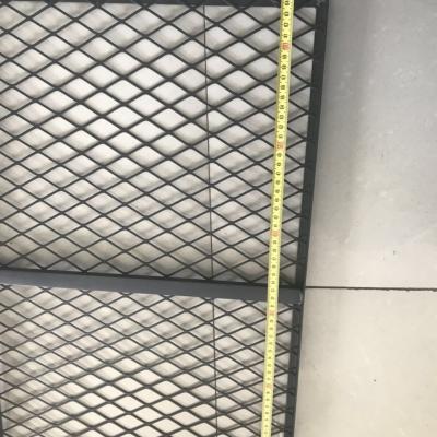 China Origin Punched Steel Mesh 0.18mm Thickness And 1.5m Length for sale