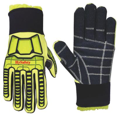 China Water Repellent EN13594 Cut Resistant Work Gloves Kevlar Armortex Material for sale