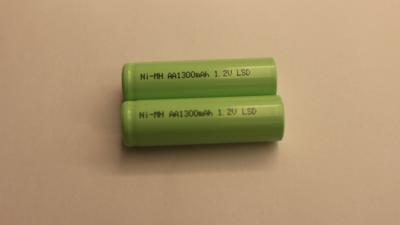Китай Батареи низкого nimh разрядки 1300mAh 1.2V aaa перезаряжаемые зеленеют энергию продается