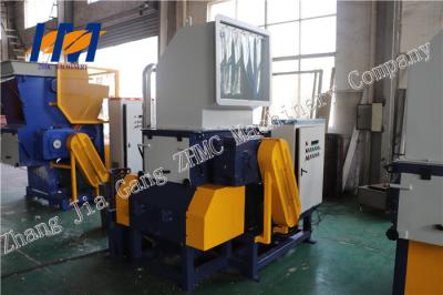 China Recycle Industry Heavy Duty Plastic Shredder High Strength Strong Antiwear Ability for sale