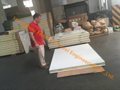 China Cold Storage Room Panels Hinge Door Camlock PU Panels 200mm For Frozen Food for sale
