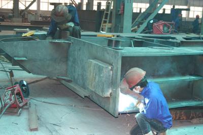 China Quadros de construções do aço estrutural fabricados cortando, furo, soldando à venda