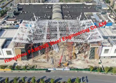 China Tejado estructural de acero comercial galvanizado del braguero del tubo para el centro comercial en venta
