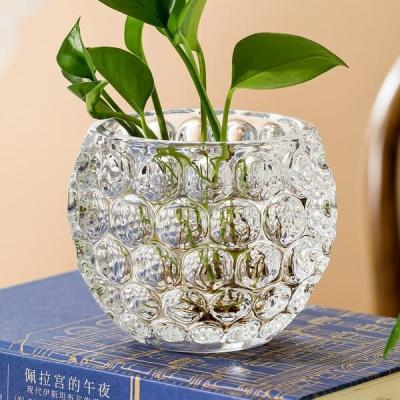 China Crystal Clear Home Decoration Glass Vase Lead Free Machine Pressed for sale