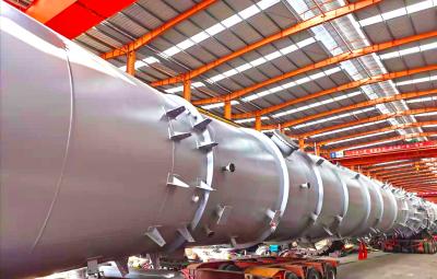 中国 12 トン二重-車軸極度の絶縁材の縦の空気圧縮機タンク取り替え 販売のため