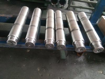 China Não - cromo de aço extinto e moderado de Rod do cilindro hidráulico chapeado à venda