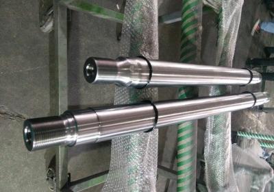Chine Le diamètre de Rods micro de cylindre hydraulique d'acier allié d'OIN F7 35-140 millimètres améliorent la résistance à la traction à vendre