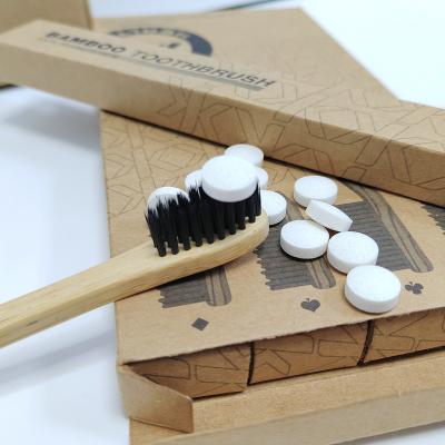 Chine Dents de taille de voyage d'hôtel blanchissant la menthe organique de pilule de collutoire de solvant de mauvaise haleine de pâte dentifrice solide de Tablettes à vendre