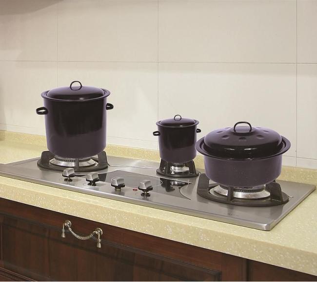 Premium Enamel Oval Roasters with Durable Stainless Steel Rack