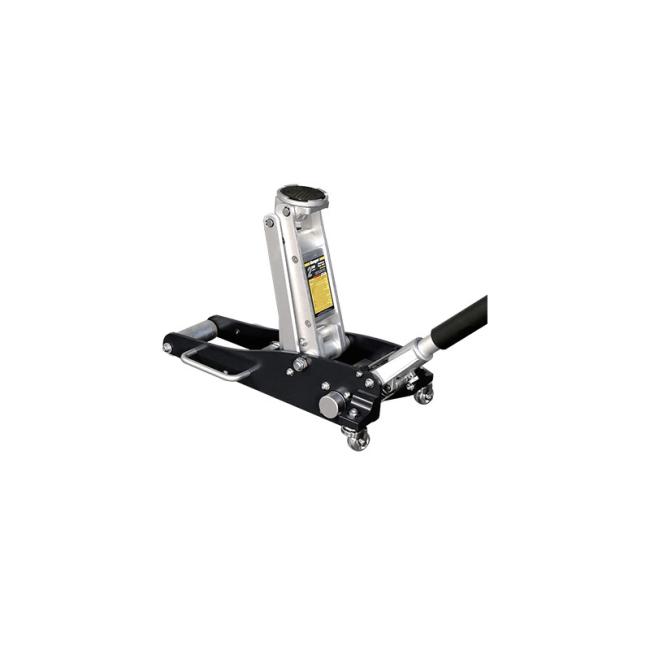 YD19-006 2Ton Hydraulic Floor Jack in use