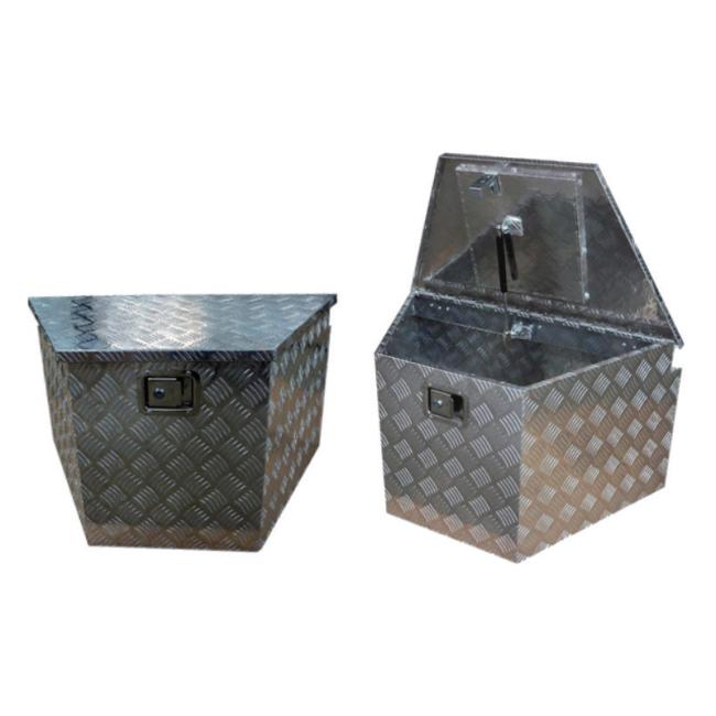 YD33-003 High-Strength Storage Box showing its compact design and checker plate surface