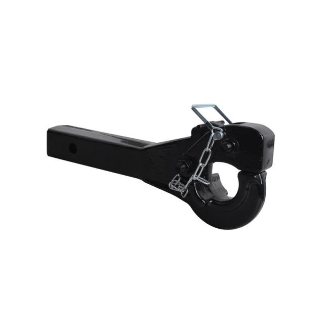 YD39-008 Heavy-Duty Pintle Hook Mount in use