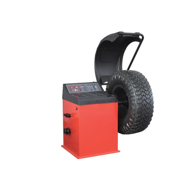 YD83-001 Wheel Balancer in operation