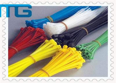China As cintas plásticas de nylon de travamento automático da cor vermelha fecham laços com comprimento diferente à venda