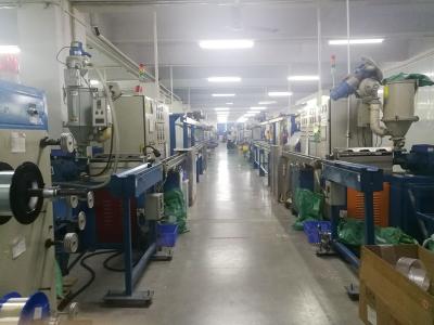 China 50 linha de produção de fibra ótica macia simples e frente e verso da maquinaria da fabricação do cabo à venda