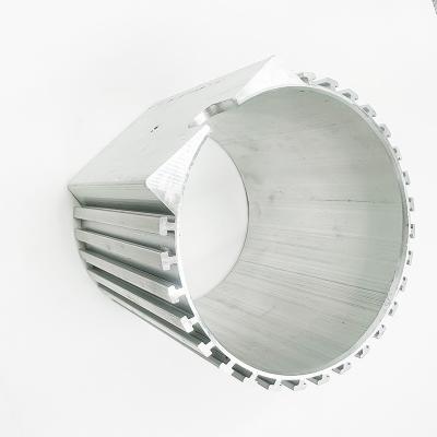 China Protuberancia de aluminio del disipador de calor de encargo, disipador de calor de aluminio sacado en venta