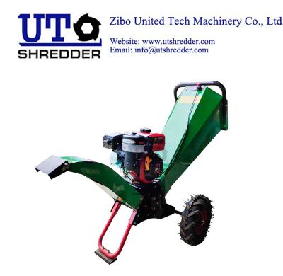 China hot sale wood chipper factory supple mobile garden tree cutter green waste shredder mobile use can be OEM ODM from UT for sale