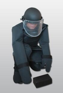 China EOD Explosion Proof Suit Kevlar Material , Complete Bomb Disposal Equipment for sale