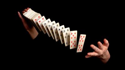 China Cartão mágico da mudança da pressão da tecnologia do cartão/truques mágicos de cartões de jogo fáceis aprender à venda