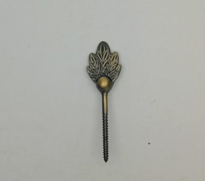 China Leaf Shape Coffin Screws 2.6*9cm Size Funeral Decoration SGS Certification ZS08 for sale