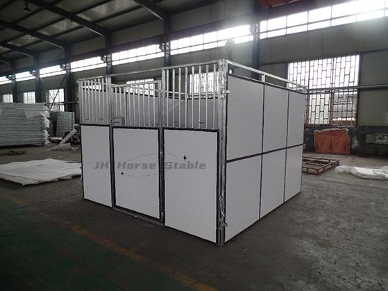 Custom Made Temporary Horse Stable Boxes Light Weight Designed for Equestrian Events Horse Shows Easy Assembly Infill Vinyl