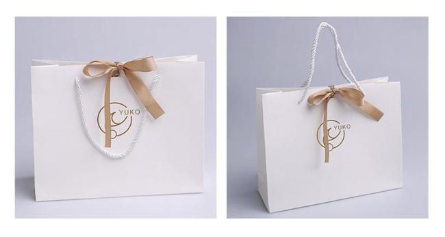 Elegant Gift Custom Size Gold Printing Color Flat Handle Art Paper Bag Hair Foldable Printing White Shopping Recycling Bag
