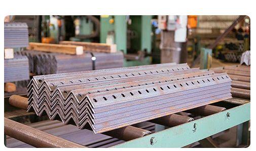 Q235 Q345 SS400 Hot Rolled Structural Steel Angles Perforated Angle Steel Construction Angle Iron with Equal / Unequal Sides