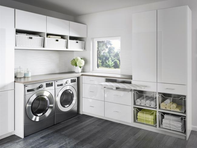 Cabinet interior features