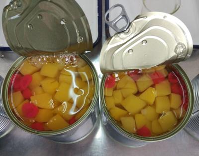 China Ensalada de fruta conservado de la nutrición del hogar/del restaurante en jarabe pesado 30 onzas en venta