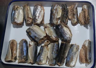China 155g Tinned Mackerel Fish In Brine Canned Seafood In Water for sale