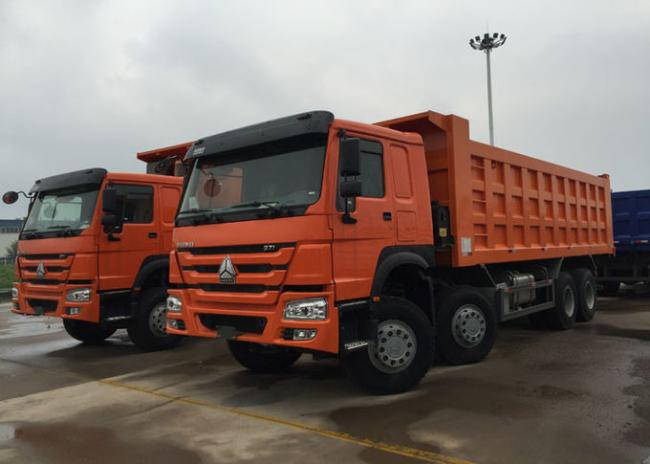 Low Fuel Consumption Efficient Tipper Dump Truck 371HP 8x4 RHD SINOTRUK HOWO